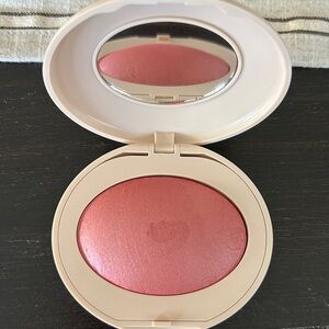 Laura Geller Baked Elements Blush - Shade: Sorano (tiny swatch)